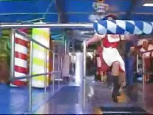 Surengė draugui stai ...