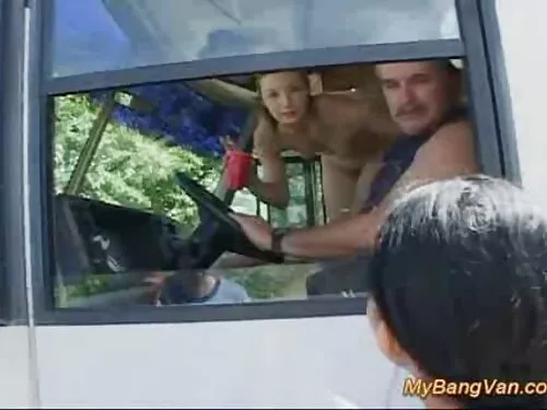 Raumeningi pipirai į ...