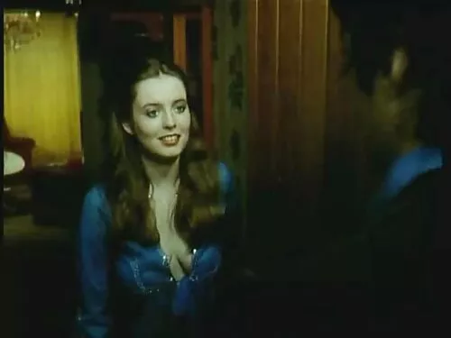 Mergina su didžiulia ...