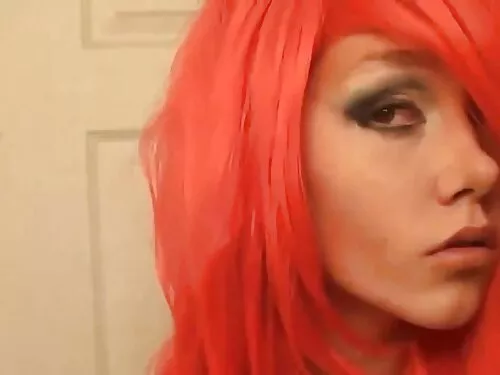 Lieknas MILF dulkina ...